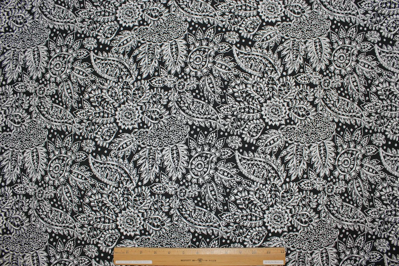 Avenue M0ntaigne Stylized Floral Stretch - Black/White