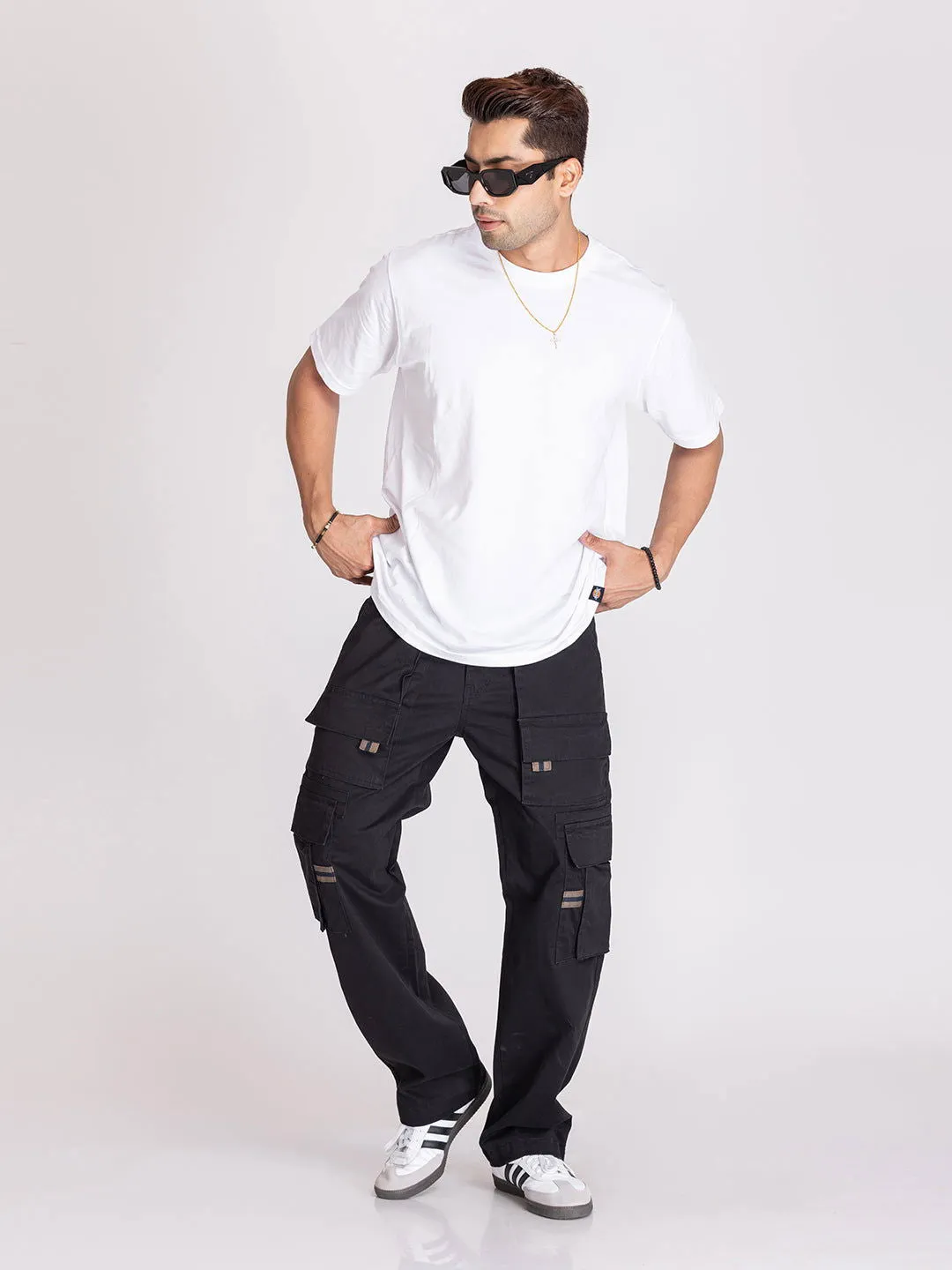 BAGGY UTILITY CARGO PANTS-BLACK