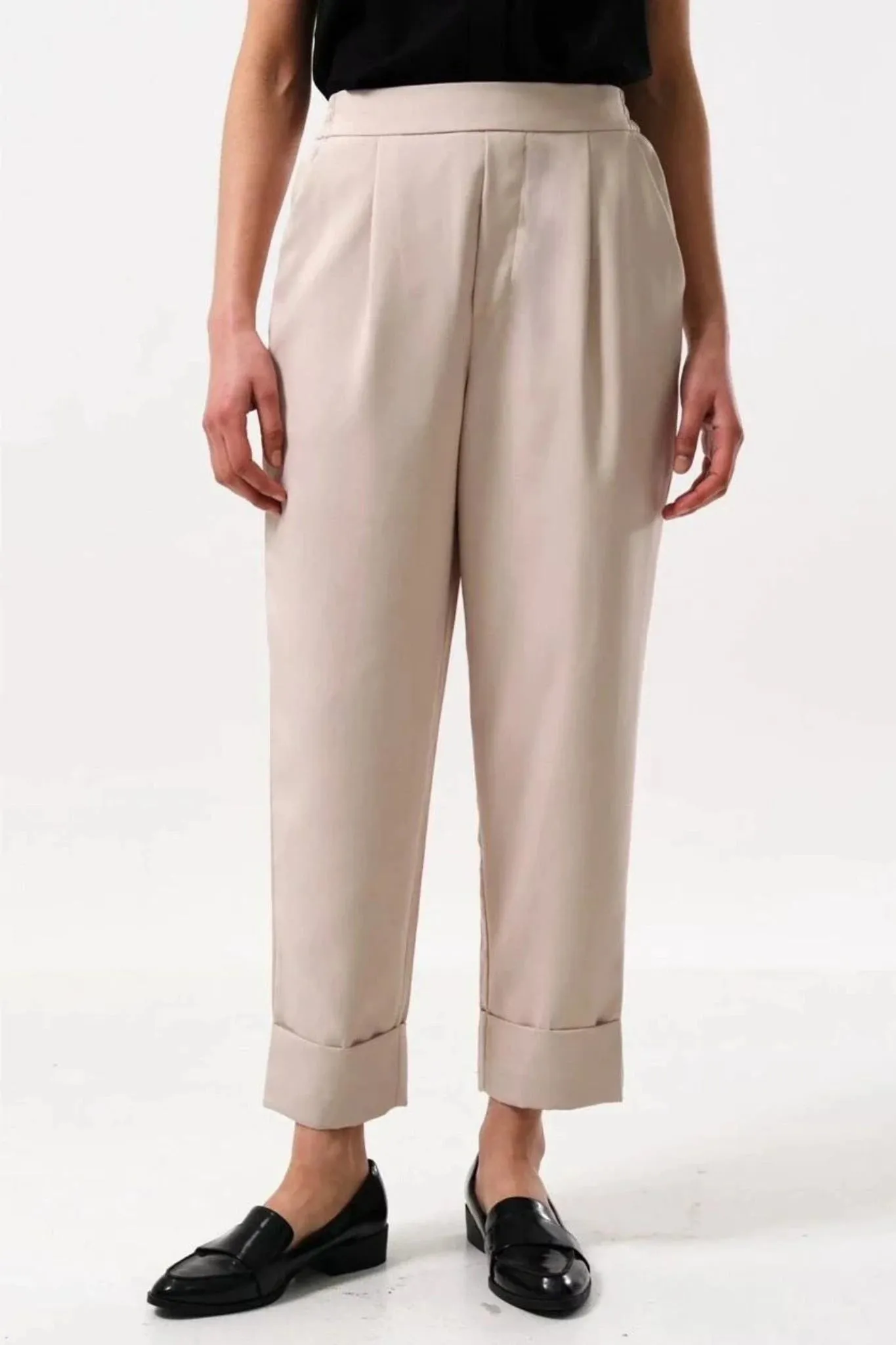 Bayeux Sustainable Satin Back Crepe Trousers Cream