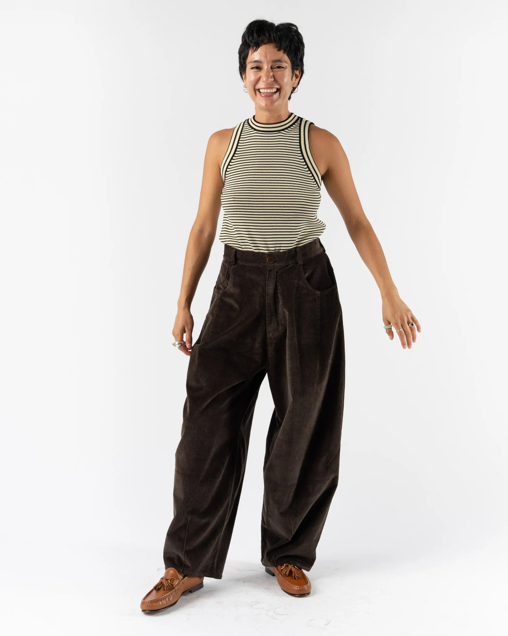 Cordera Corduroy Baggy Pants in Brown