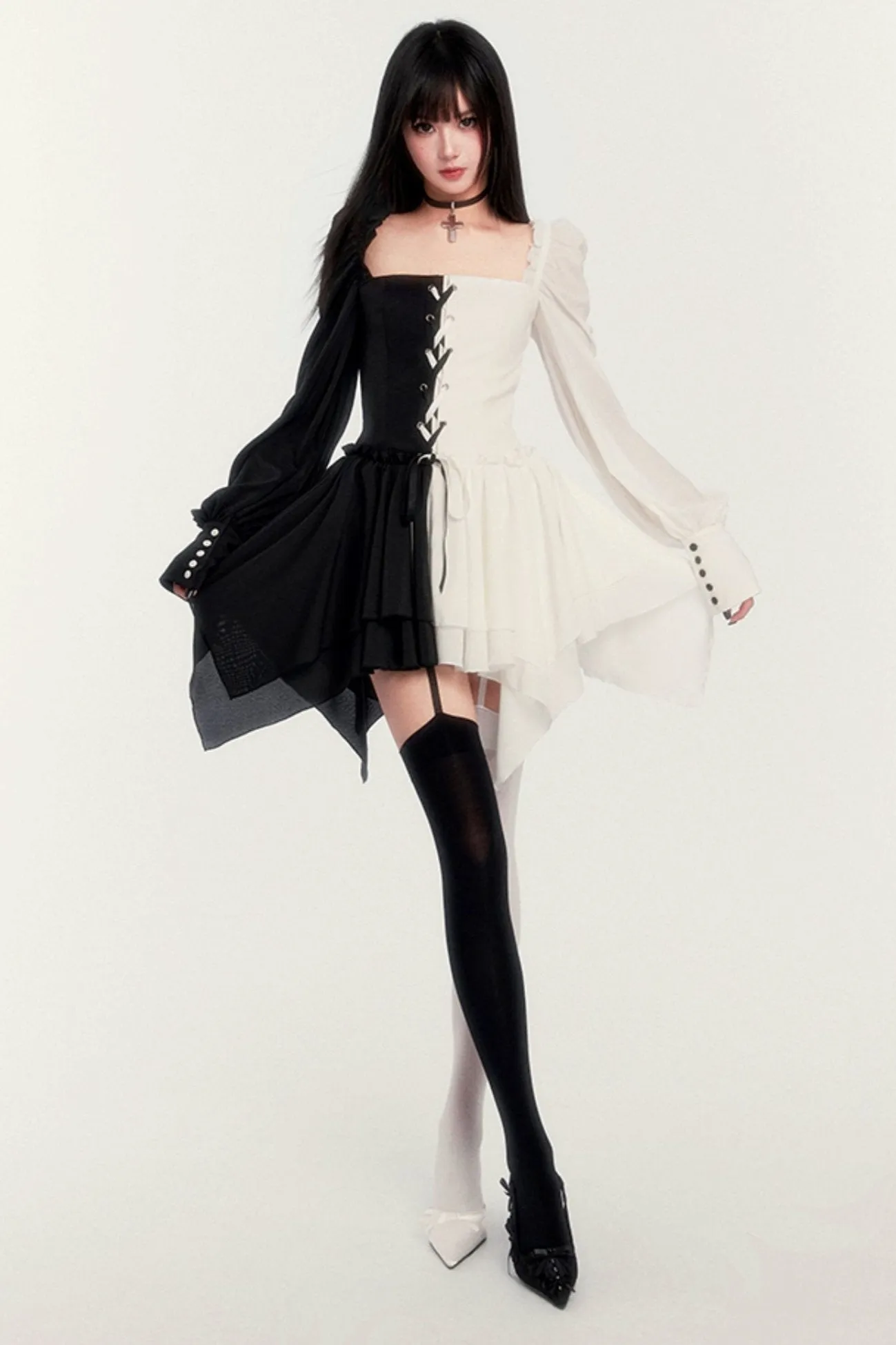 Fallen Angel Contrast Panel Dress With Short Leggings Set-Up