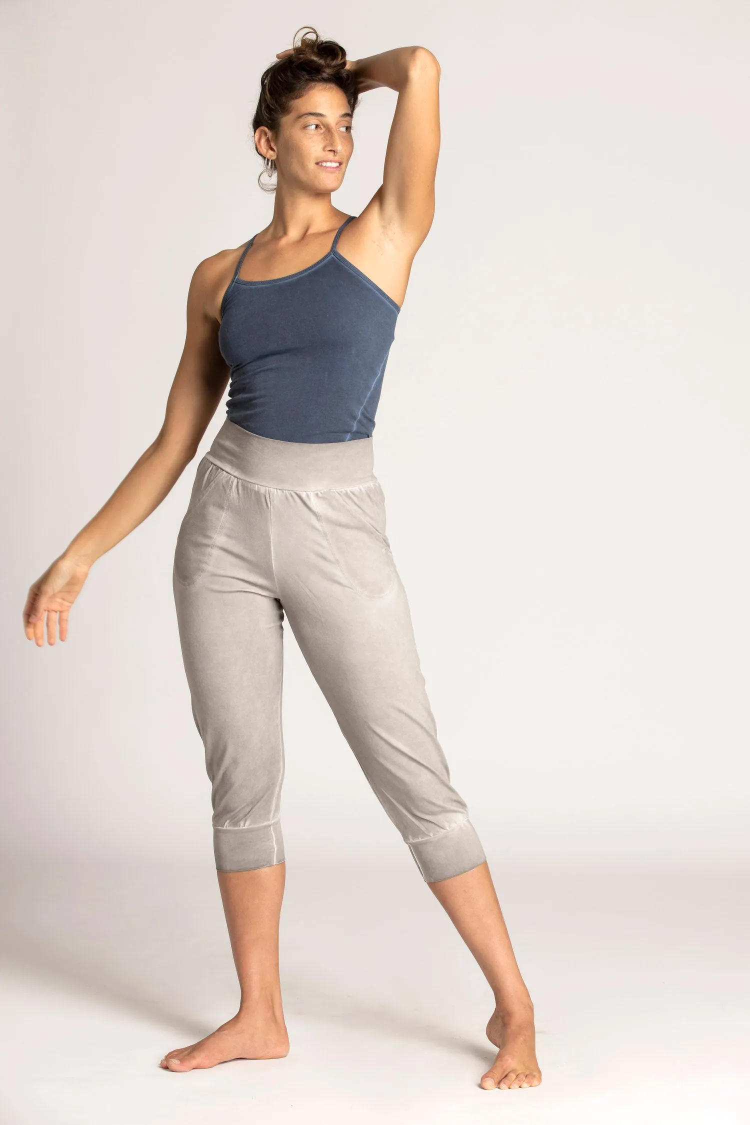 I'mPerfect Stonewash Slouchy Capri Pants 35%off