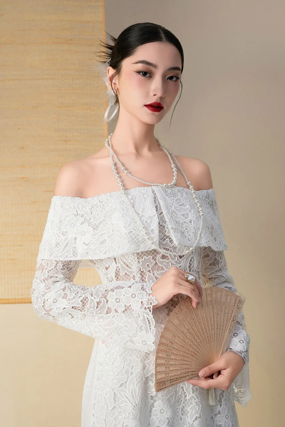 Khue Cac A-line Off-Shoulder Lace Floor Length Ao Dai