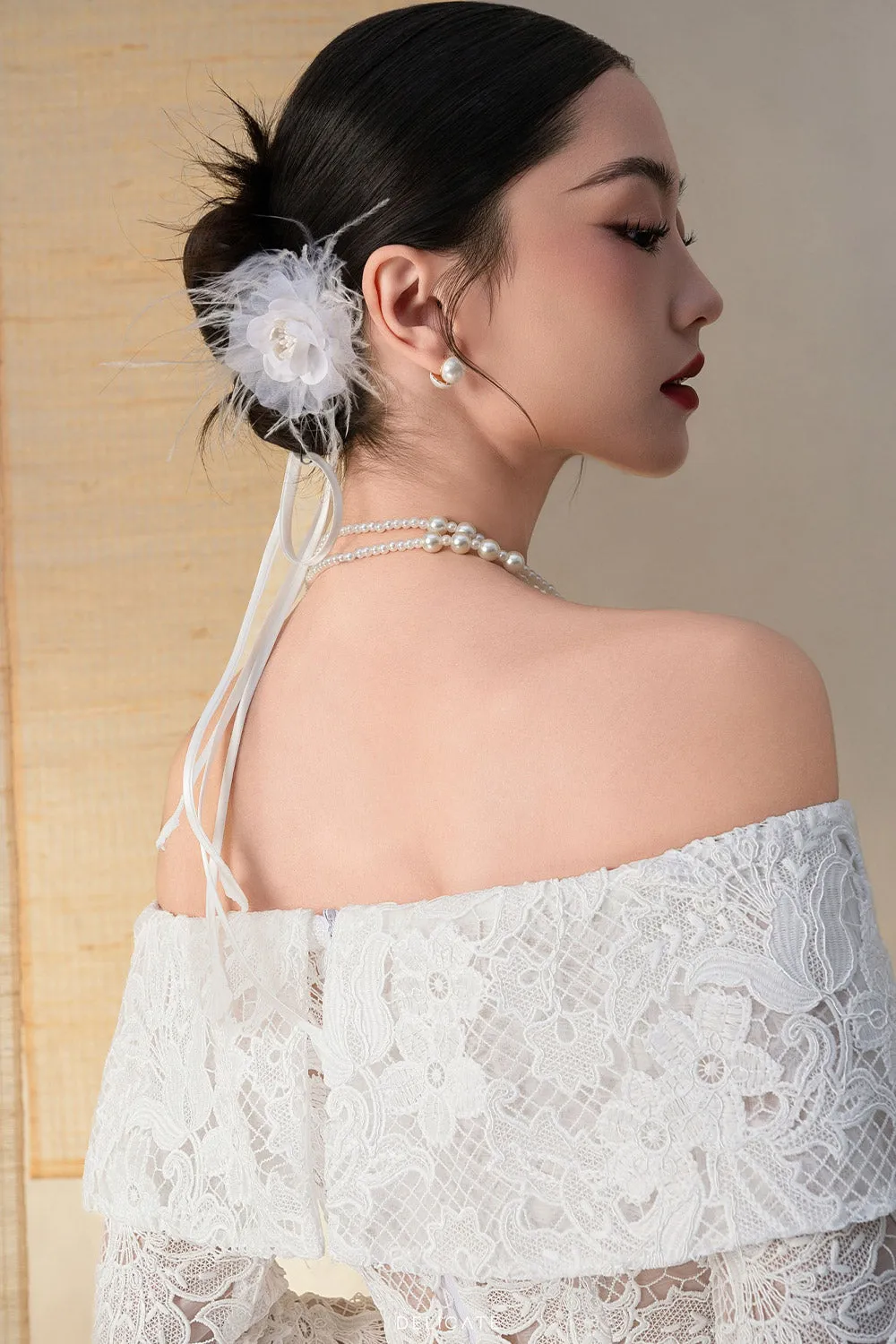 Khue Cac A-line Off-Shoulder Lace Floor Length Ao Dai