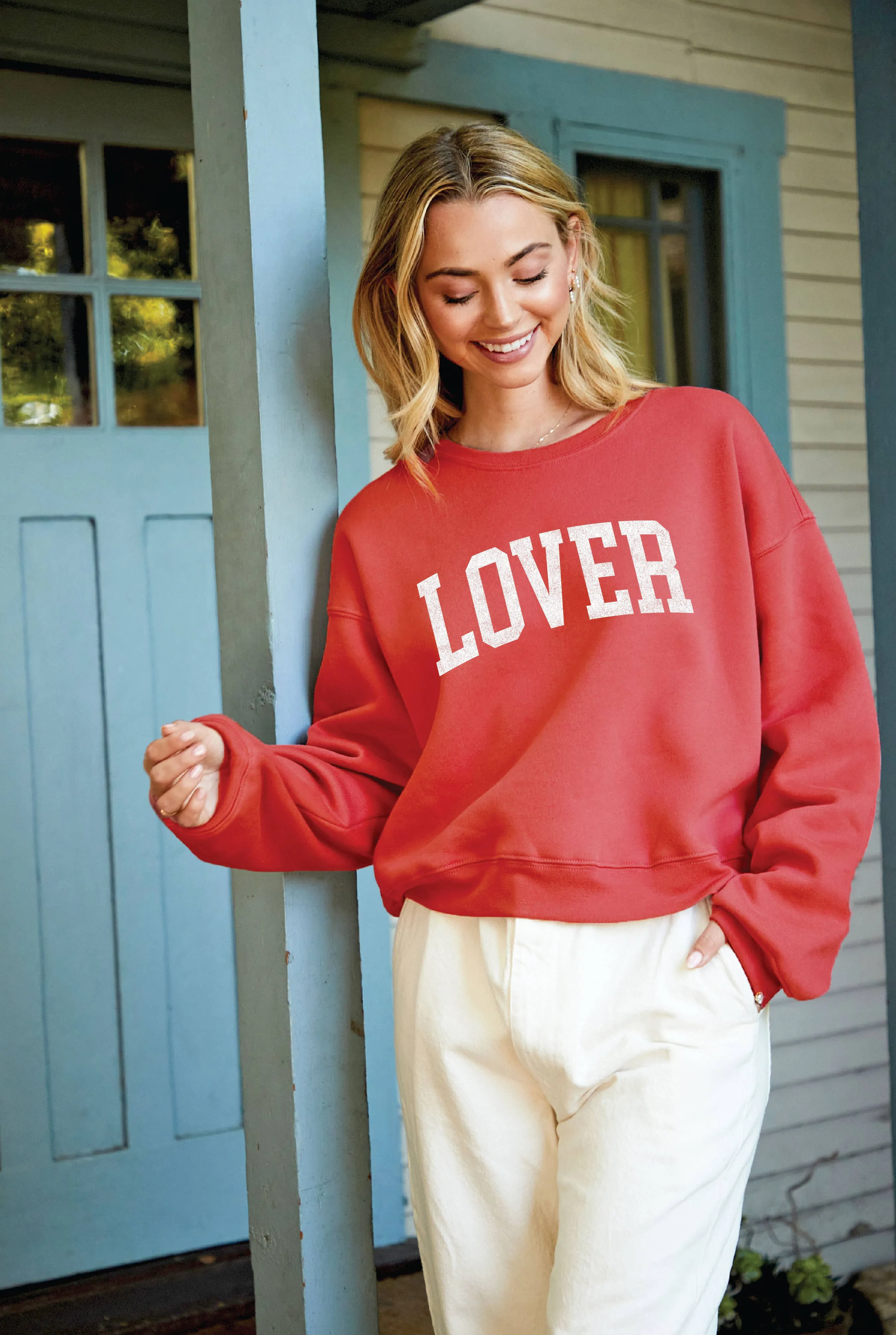 LOVER Mid Graphic Sweatshirt