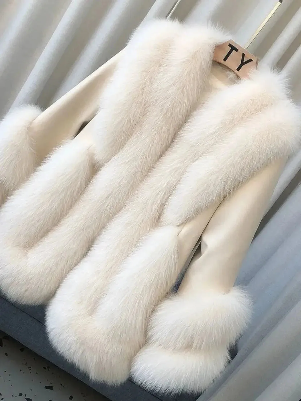 Luxury Women's Fox Fur Leather Coat