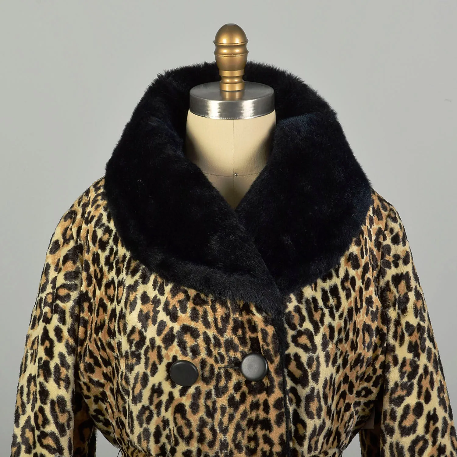 Medium 1960s Faux Fur Coat Animal Print Vegan Leopard Outerwear