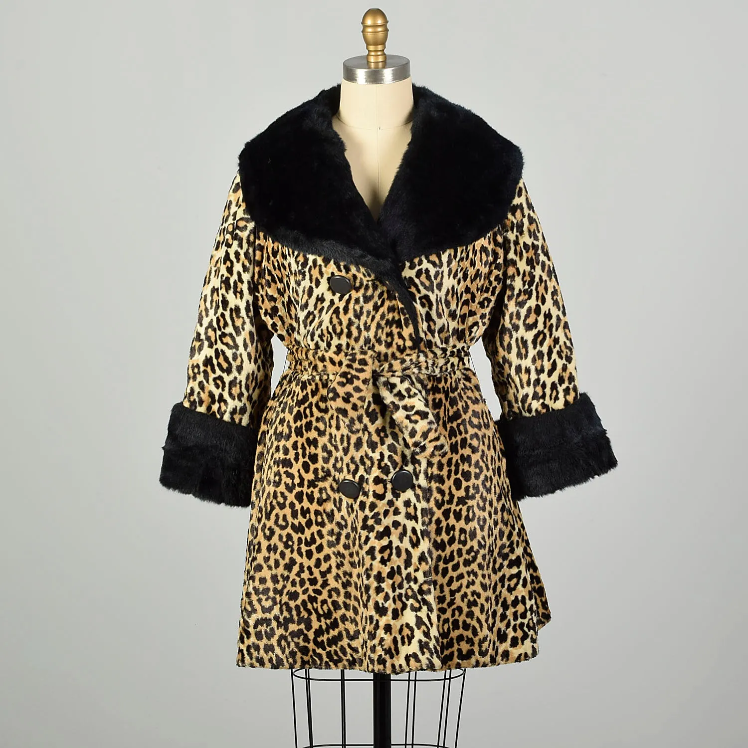 Medium 1960s Faux Fur Coat Animal Print Vegan Leopard Outerwear