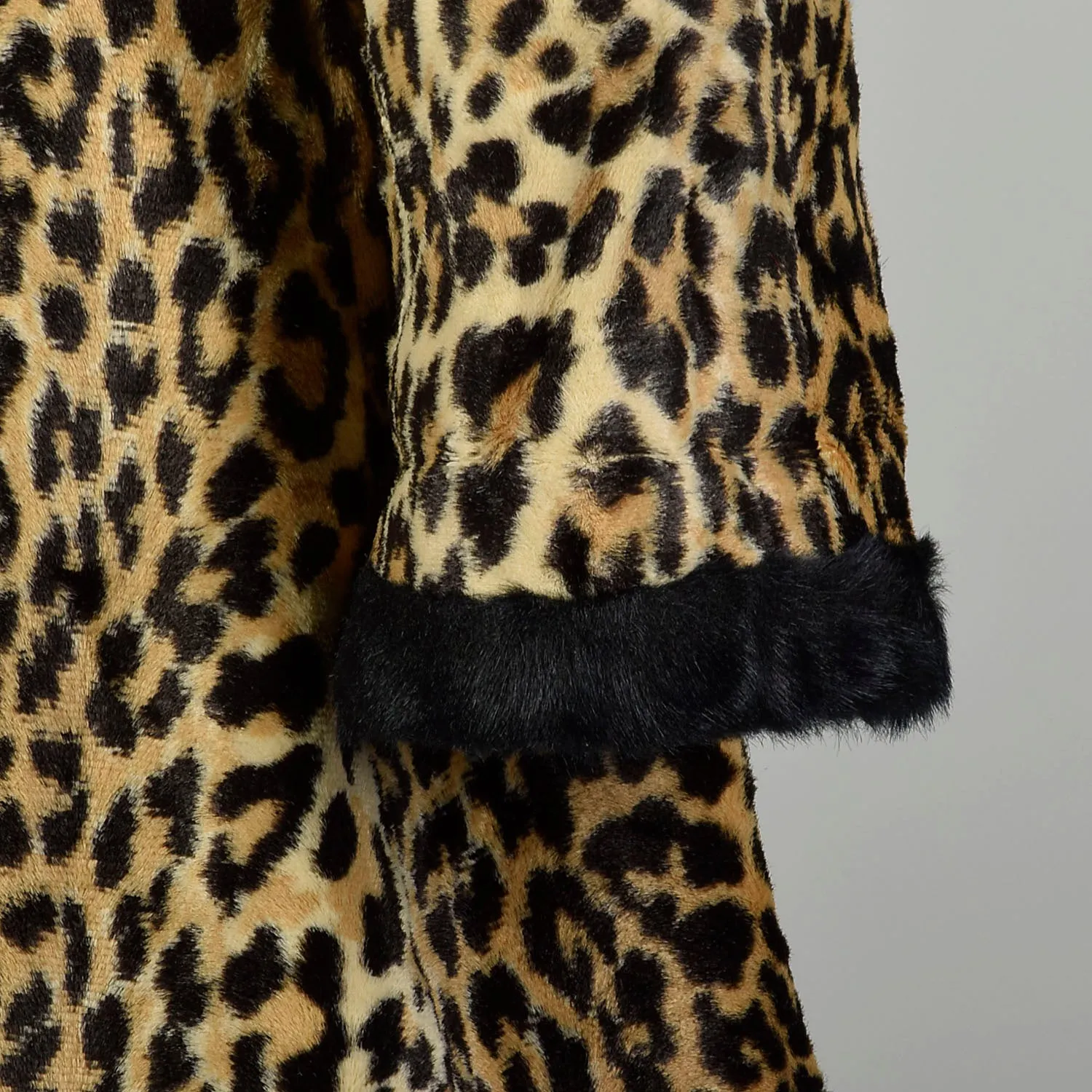 Medium 1960s Faux Fur Coat Animal Print Vegan Leopard Outerwear