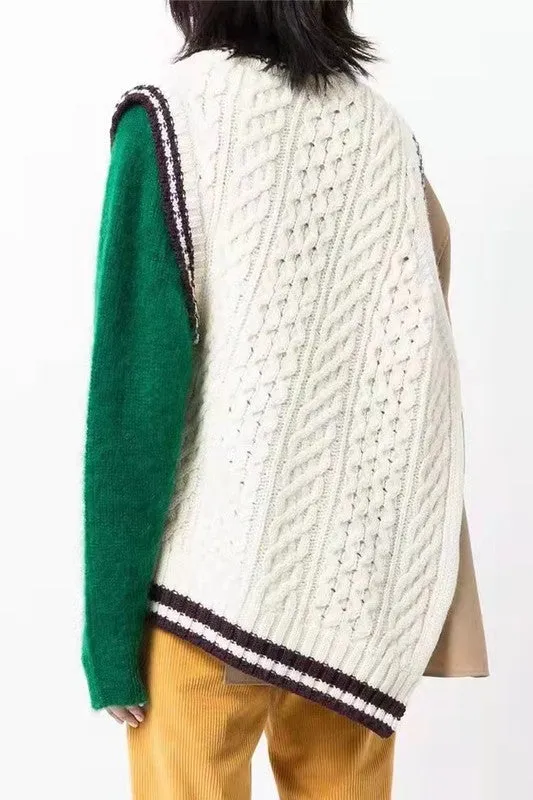 MULTI-FABRIC 2 TONE SWEATER