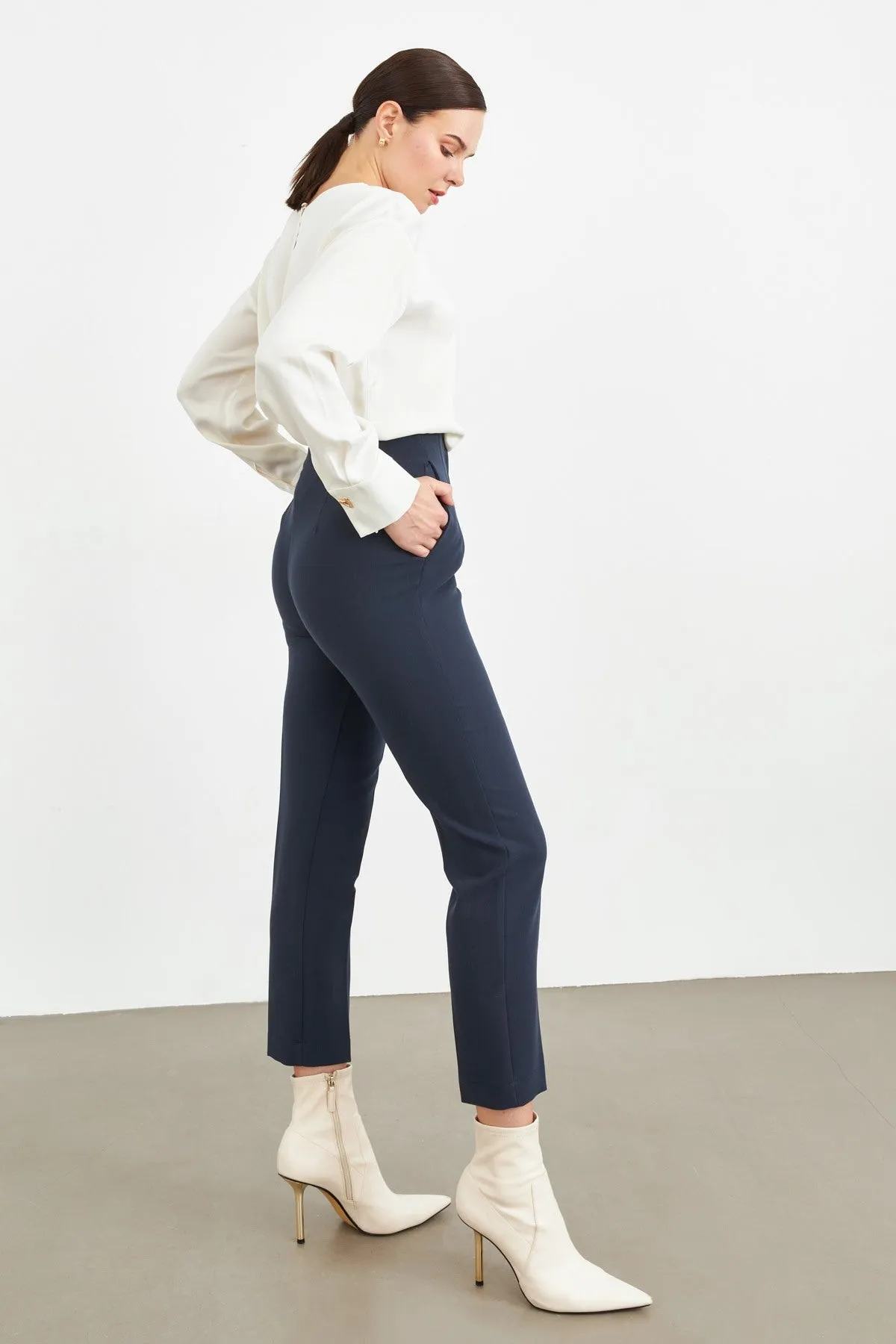 Setre Sleek Fit Pants With Pocket Detail Navy