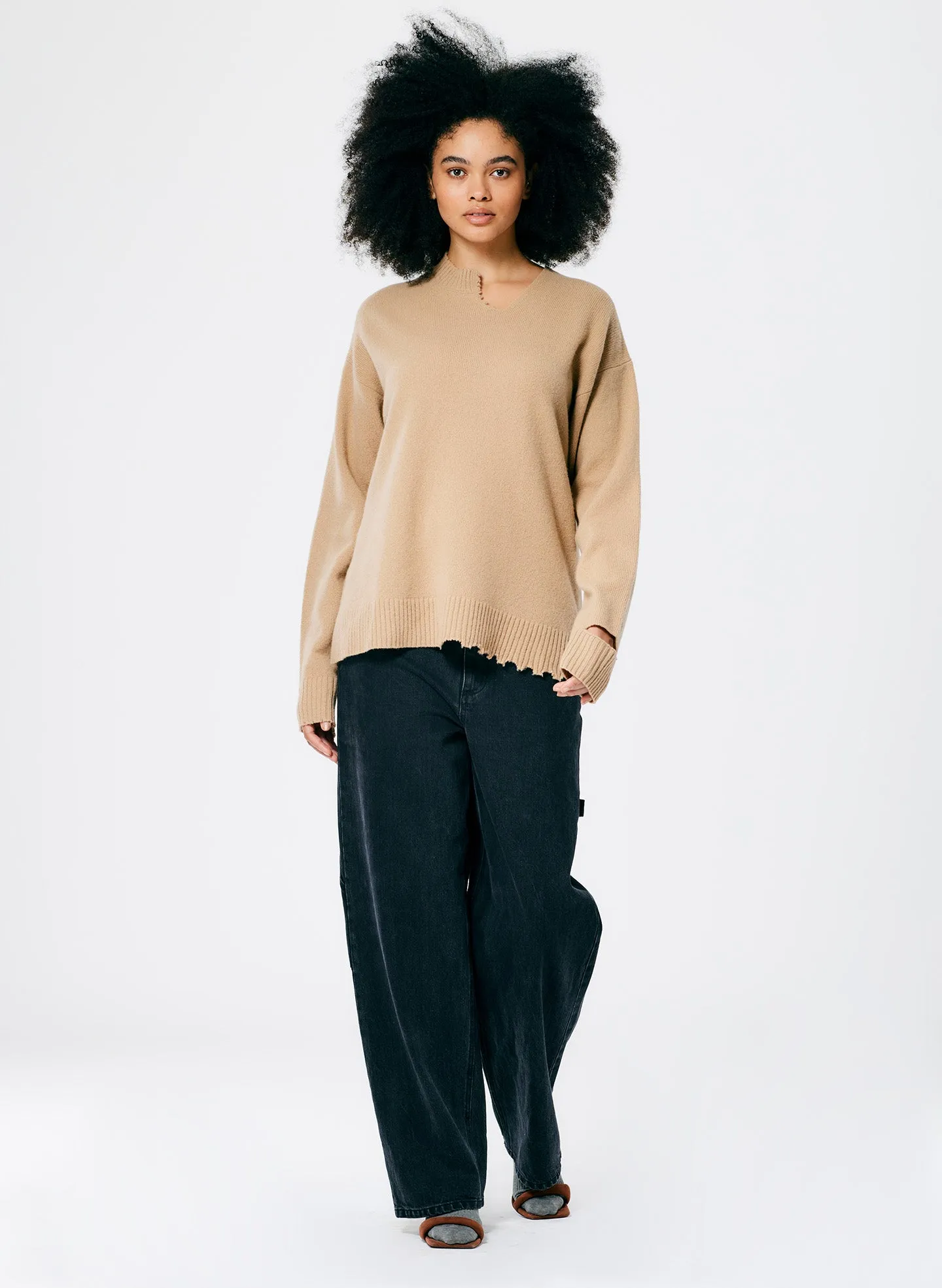 Soft Lambswool Cutout Neckband Pullover