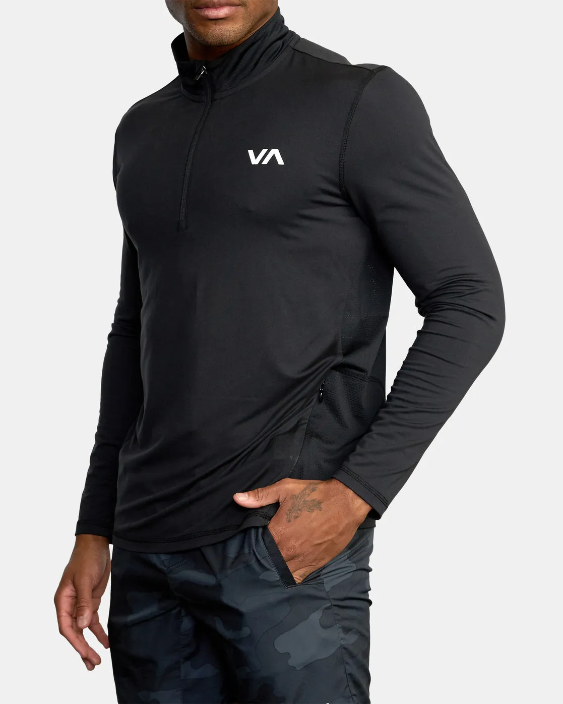 Sport Vent Half-Zip Pullover - Black