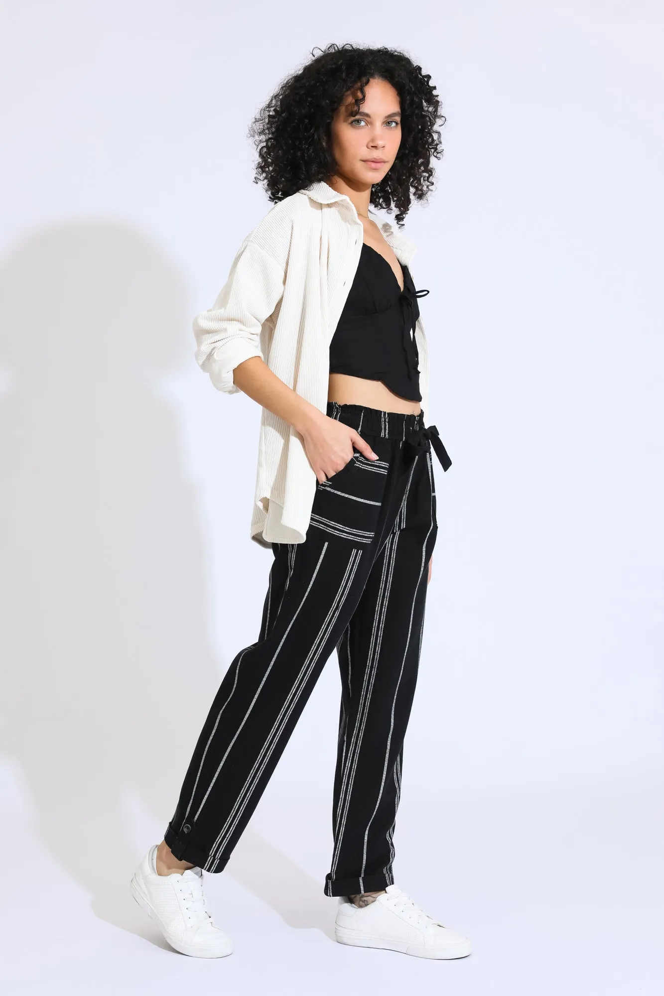 Tie Waist Convertible Pant - Black / White