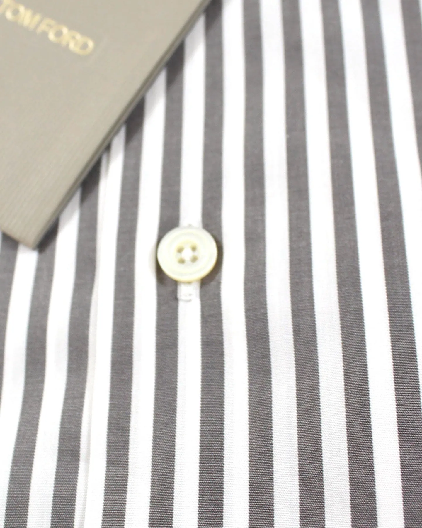 Tom Ford Button-Down Shirt Gray White Stripes Modern Fit 39 - 15 1/2 SALE